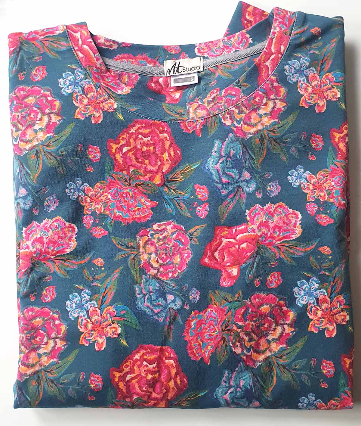 Tina Sweatshirt – Bio-Baumwolle – Exklusiver Print – Sweatshirt Tina Organic Cotton 3