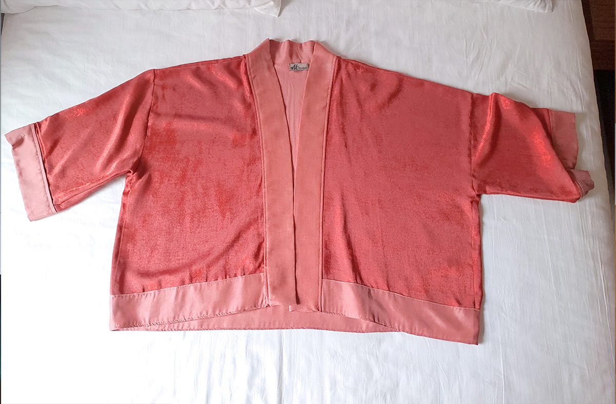 Glam Kimono-Jacke – Coral – Viskose & Lurex-Handgefertigt in Stuttgart · Einheitsgröße – Kimono Jacket Coral Viscose and Lurex 3