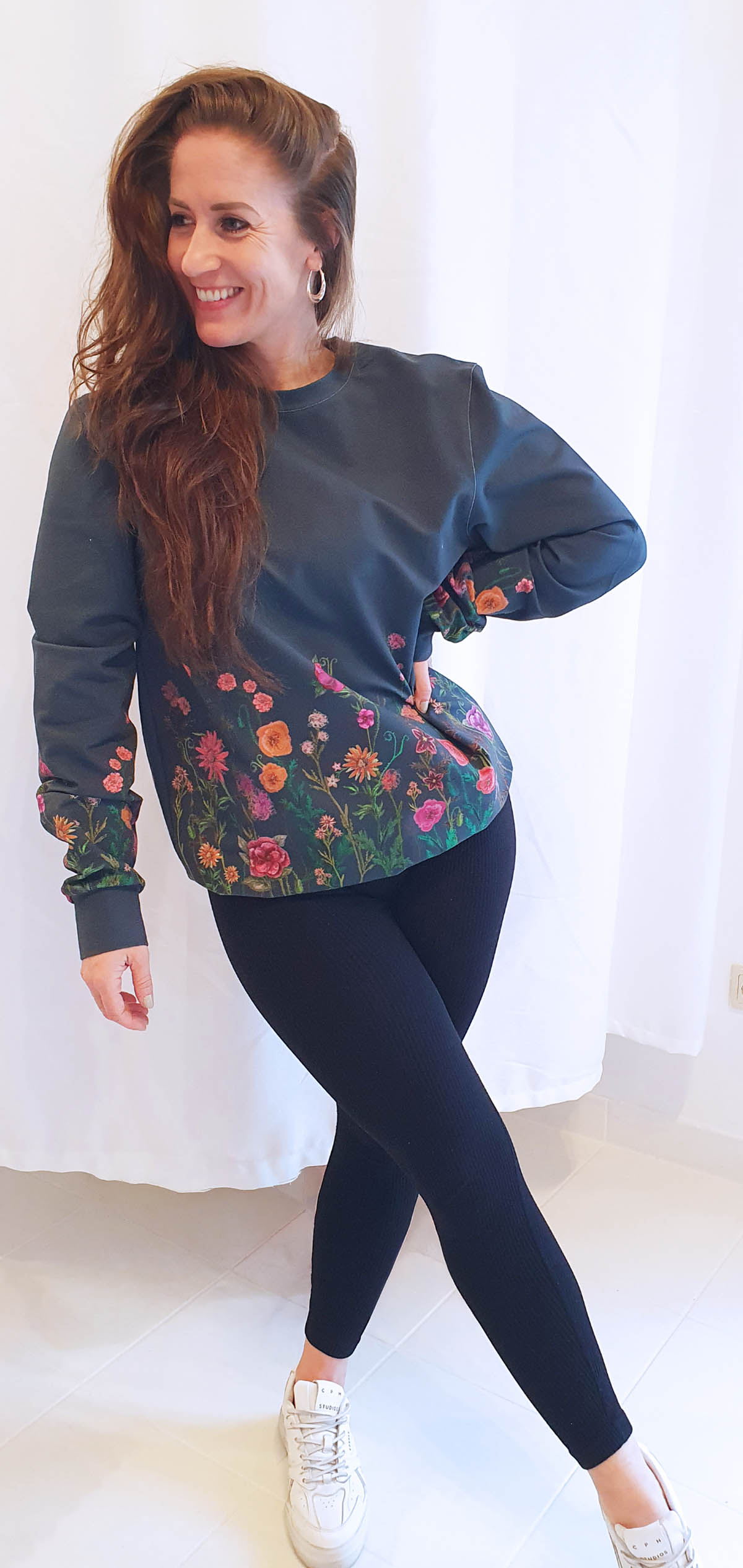 Sweatshirt Jardim das flores azul – Bio-Baumwolle – Exklusiver Print – Sweatshirt Jardim das Flores Organic Cotton 4